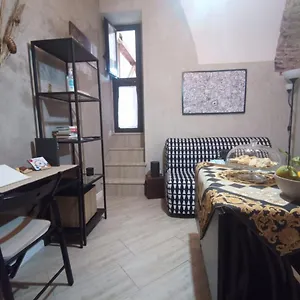 https://casa-pappaiaddu.catania-hotels.net